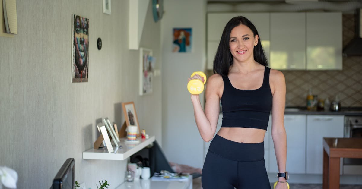 Białko dla aktywnych kobiet: ile naprawdę potrzebujesz, by trenować skutecznie i czuć się świetnie