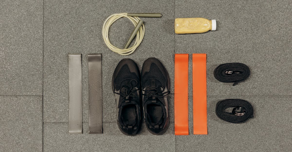 Co naprawdę potrzebne na start? Niezbędnik akcesoriów sportowych dla początkujących