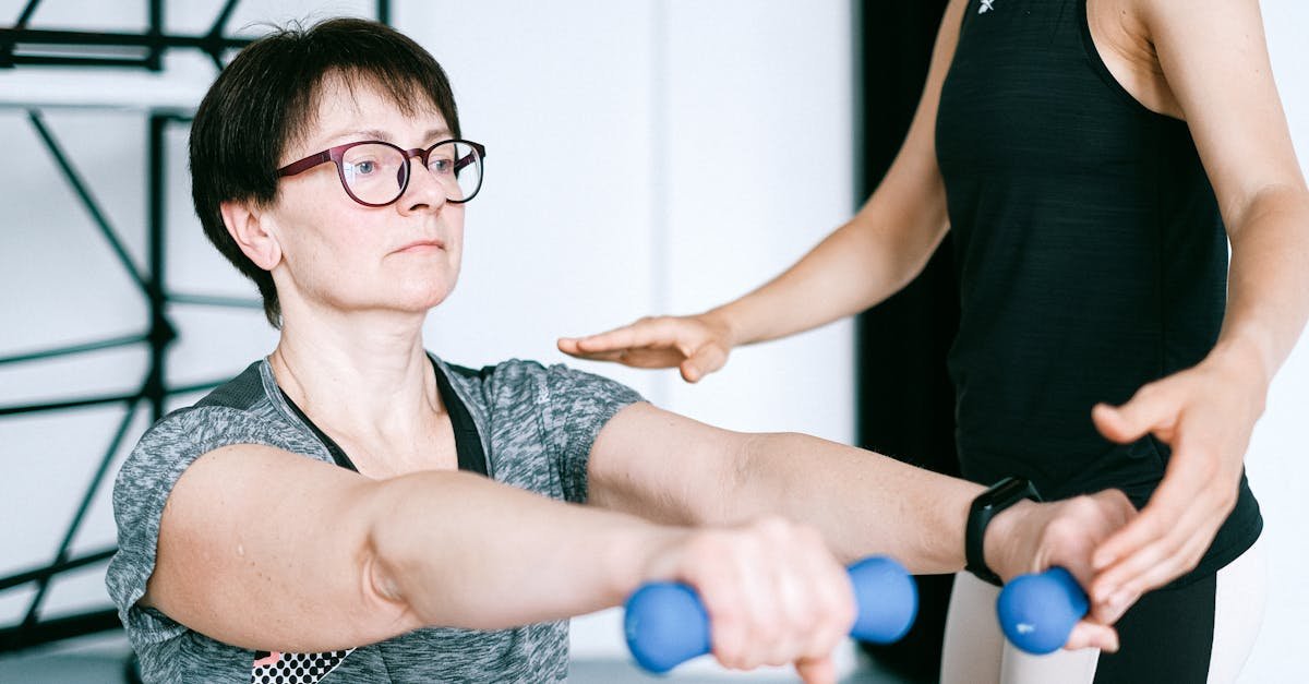 Silniejsza niż kiedykolwiek: trening siłowy dla kobiet 40+, który naprawdę działa