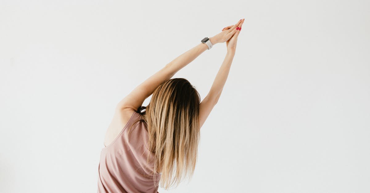 7 minut do lekkiego ciała: poranny stretching ruch po ruchu