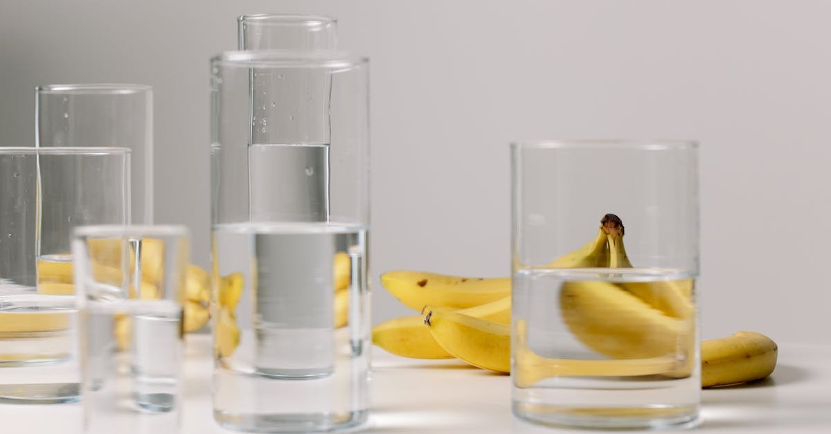 Nawodnij się sprytnie: 12 pysznych alternatyw dla zwykłej wody