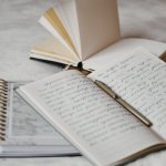 Dziennik wdzięczności bez tajemnic: przewodnik krok po kroku, który naprawdę działa