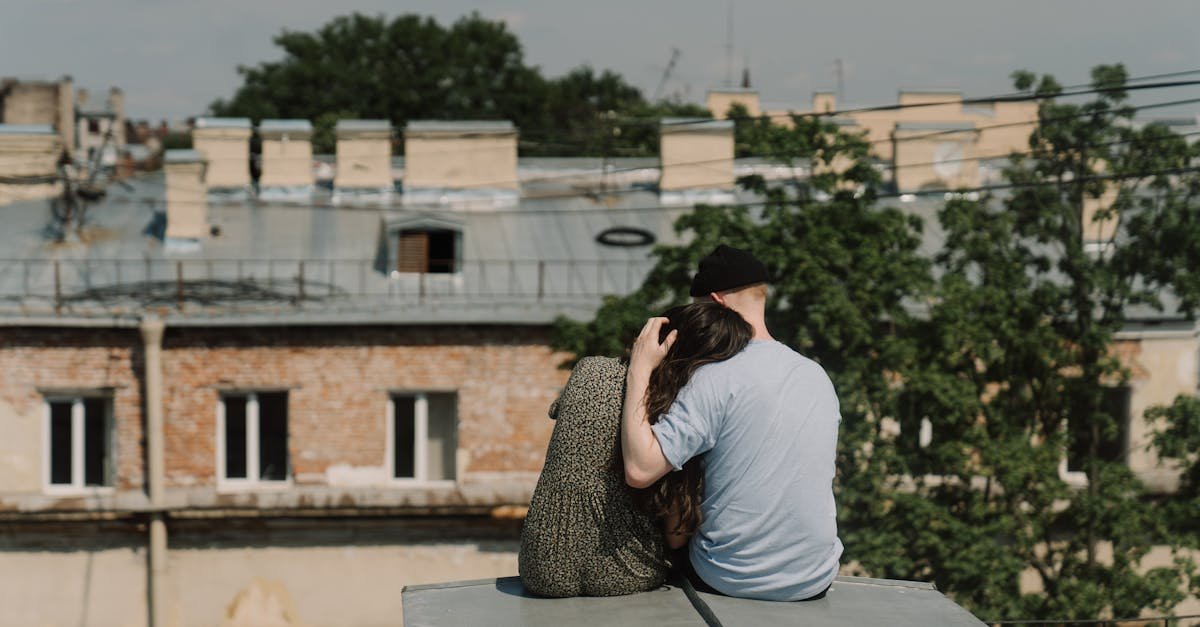 Blisko mimo pełnego kalendarza: 7 prostych rytuałów, które wzmacniają więzi na co dzień