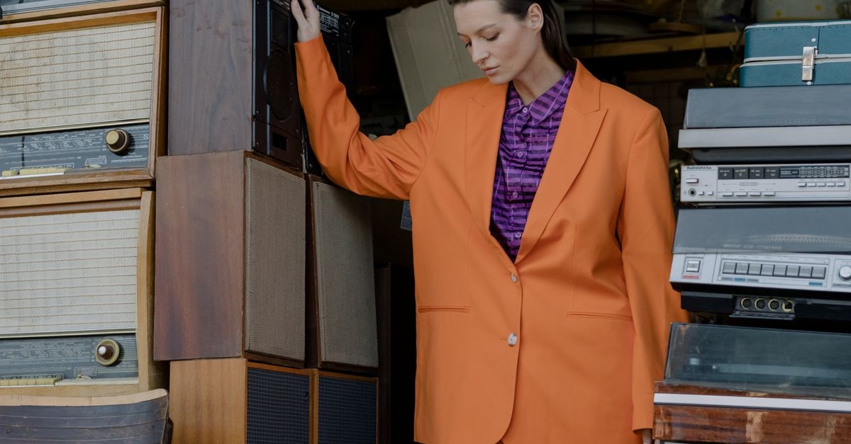 Oversize w wersji chic: marynarka, która robi efekt — zestawy i triki stylistów