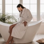 Błogi reset w jeden wieczór: zrób sobie domowe spa krok po kroku